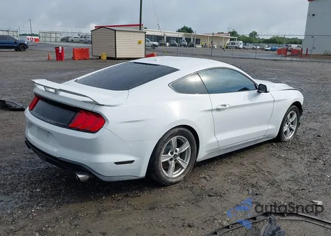2020 Ford Mustang Ecoboost Fastback z USA, uszkodzony, nr VIN 1FA6P8TH9L5132788